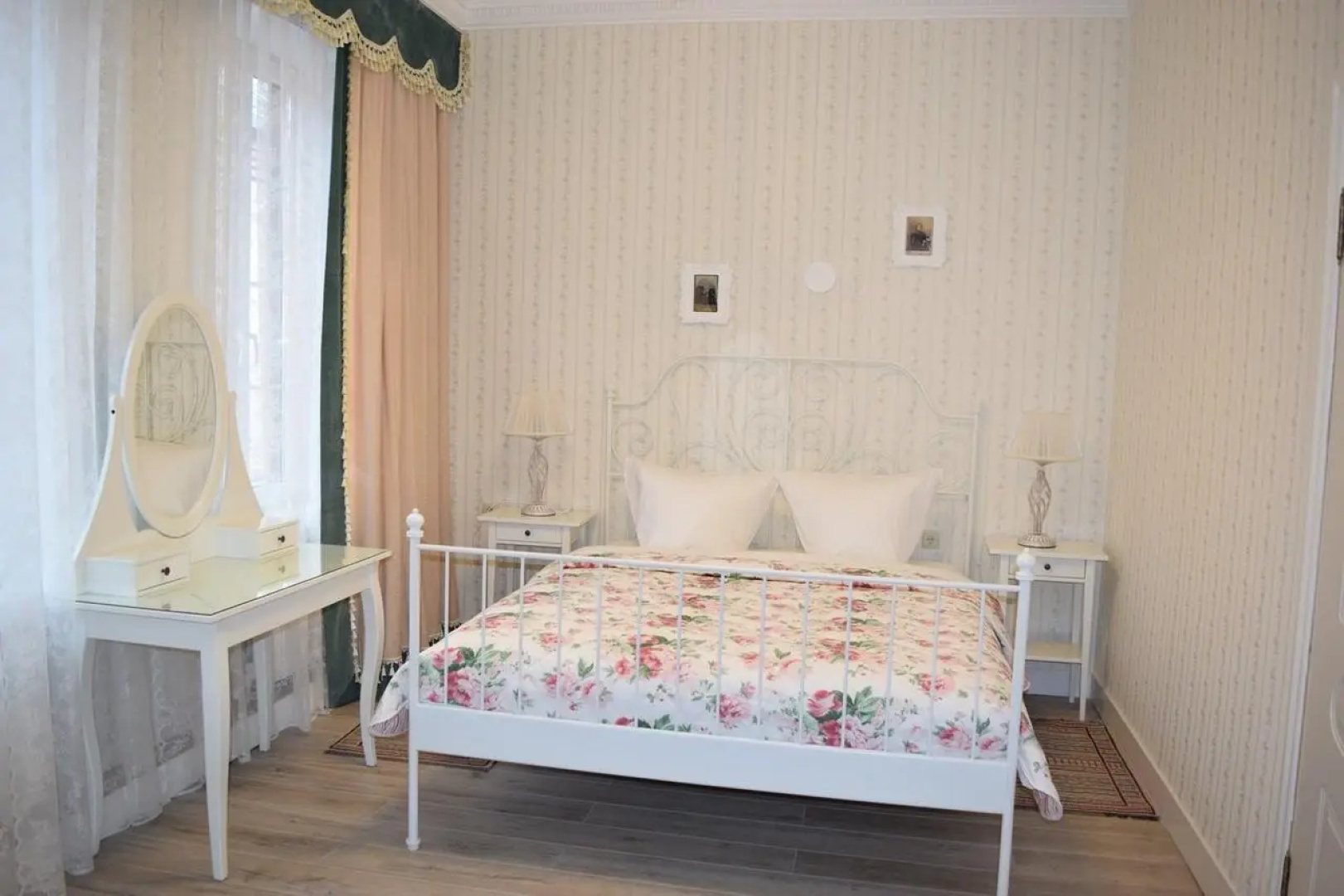 Снегири