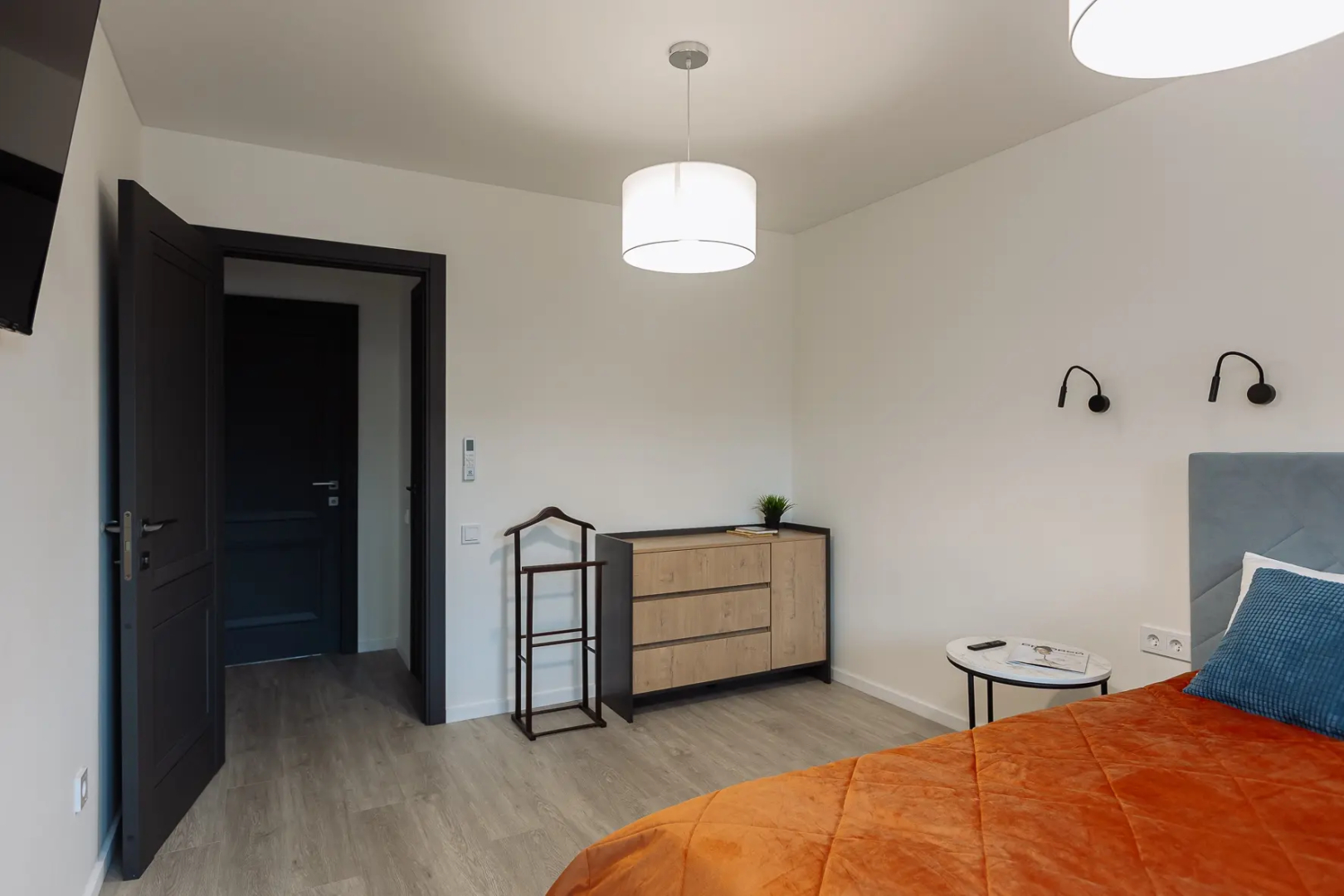 Квартира Трехкомнатная квартира в самом сердце Калининграда