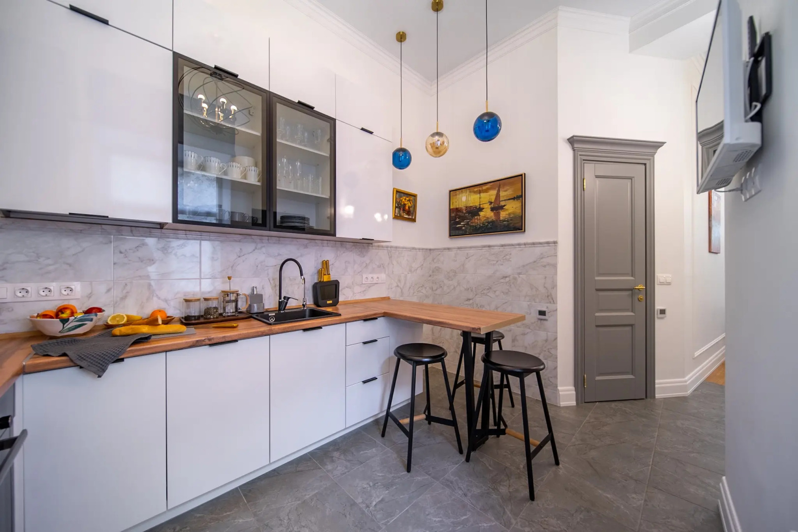 Квартира Трехкомнатная Паруса