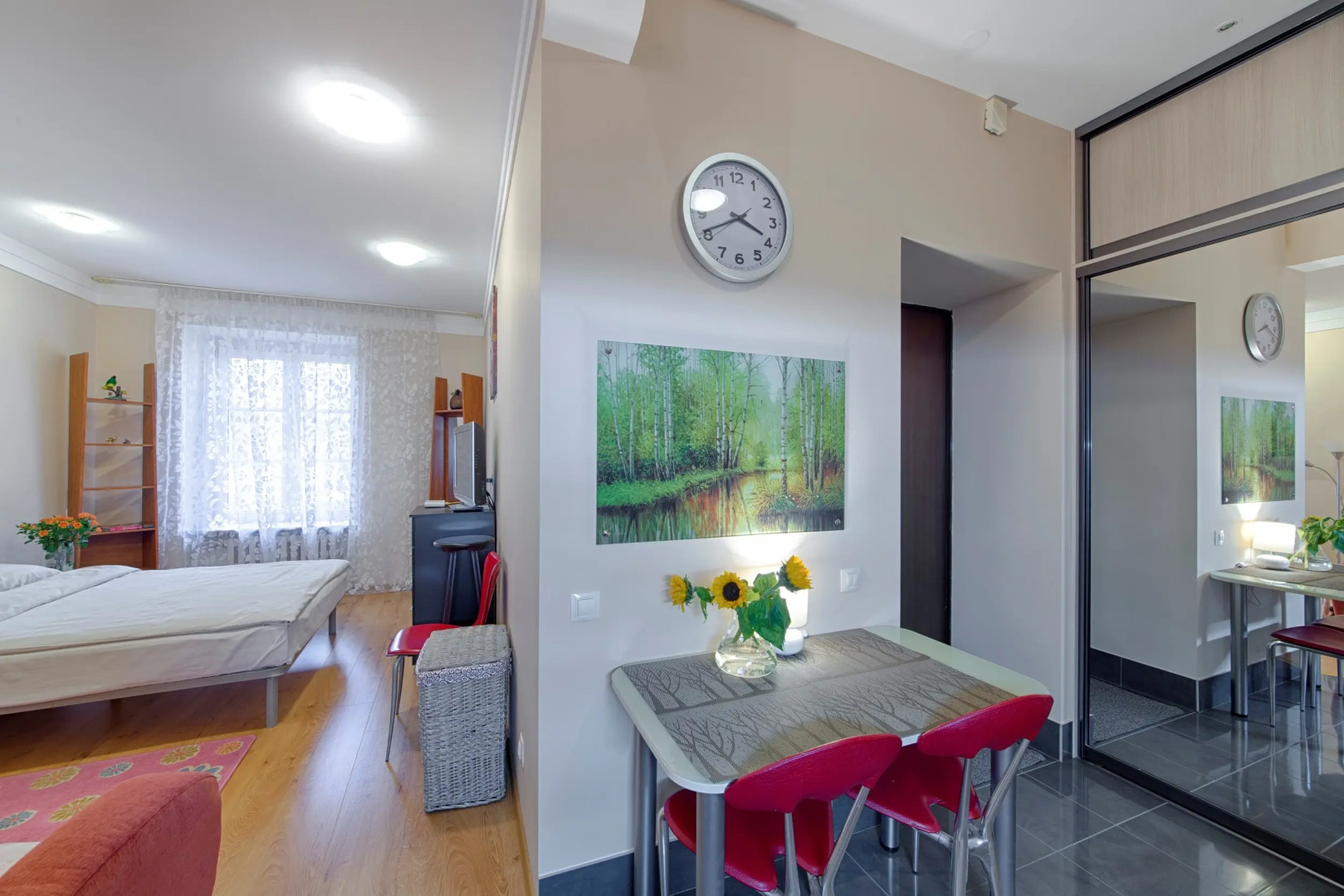 Апартаменты 1-комнатные HomeApart пр-т Независимости, 13