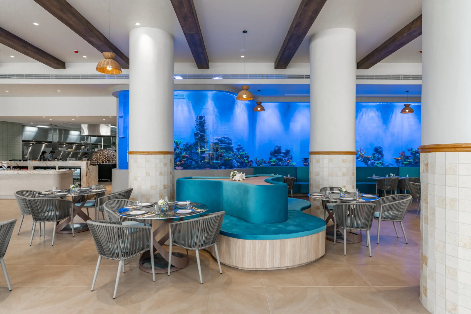 Курортный Отель Kora Beach Resort Phuket