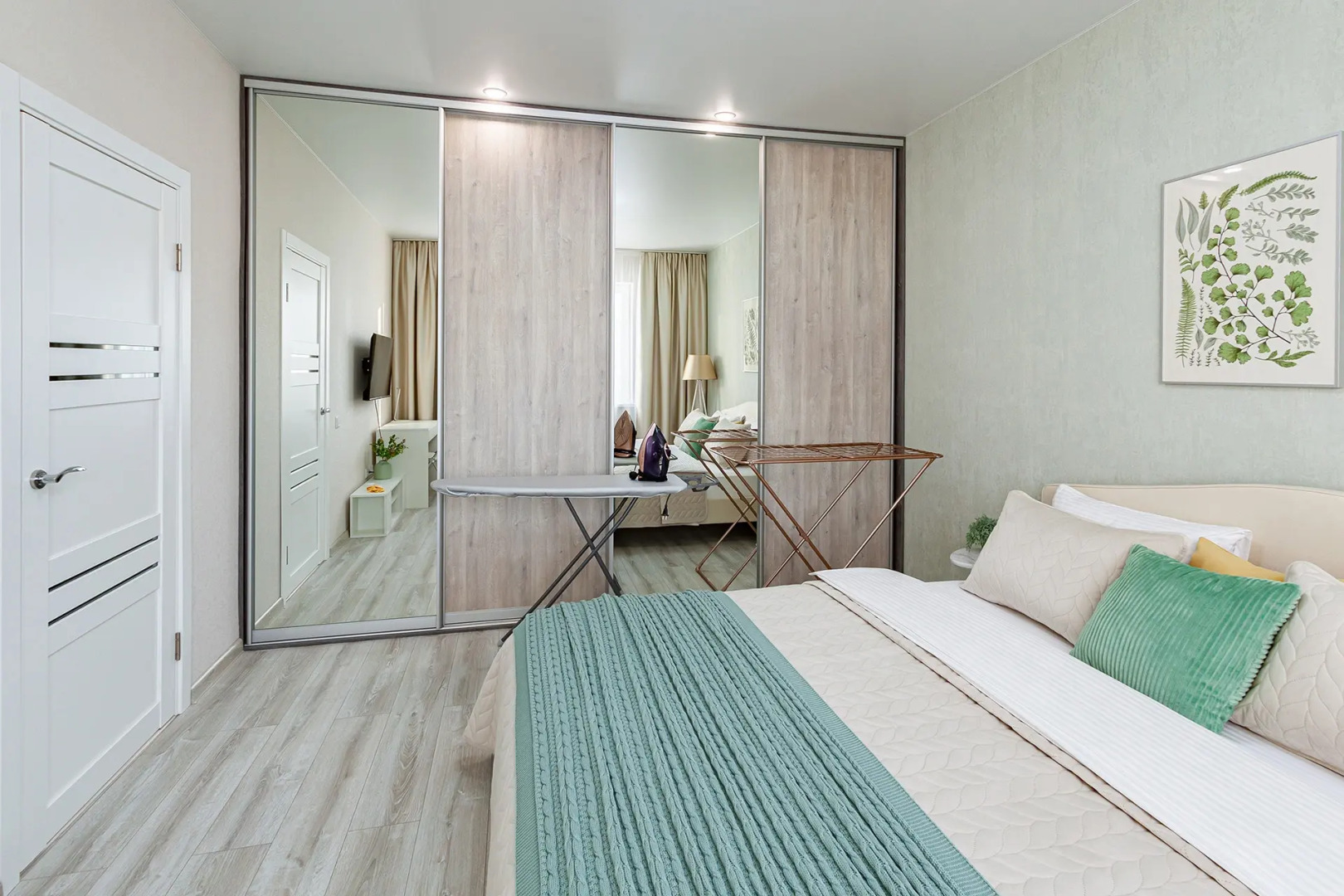 Квартира Novatel Apartments