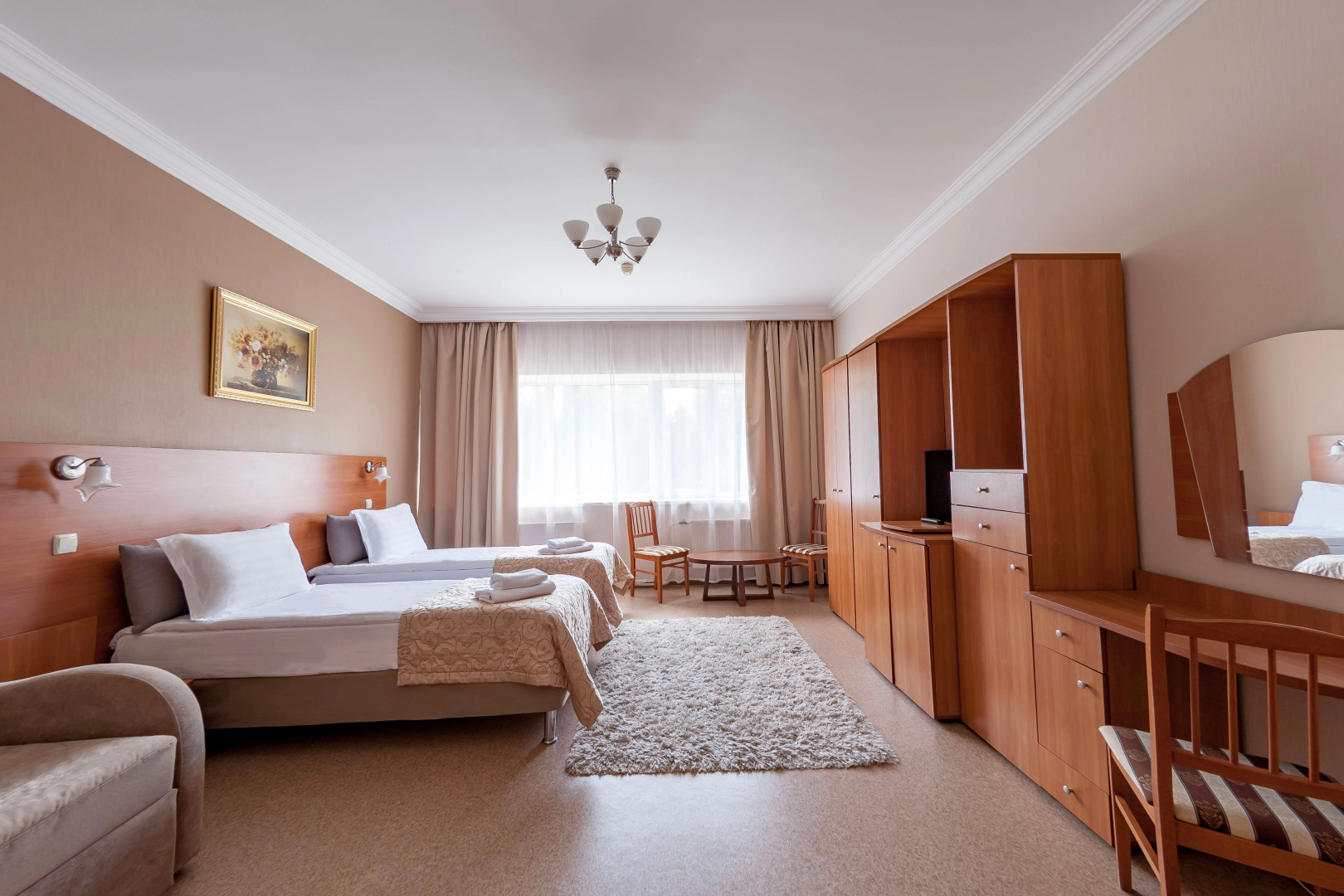 Отель Искра Актив