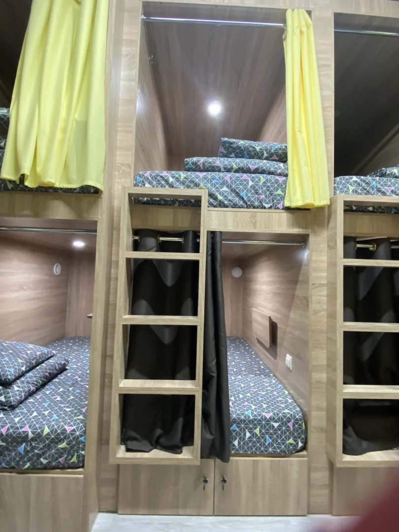 Хостел Капсульный отель Вверх дном