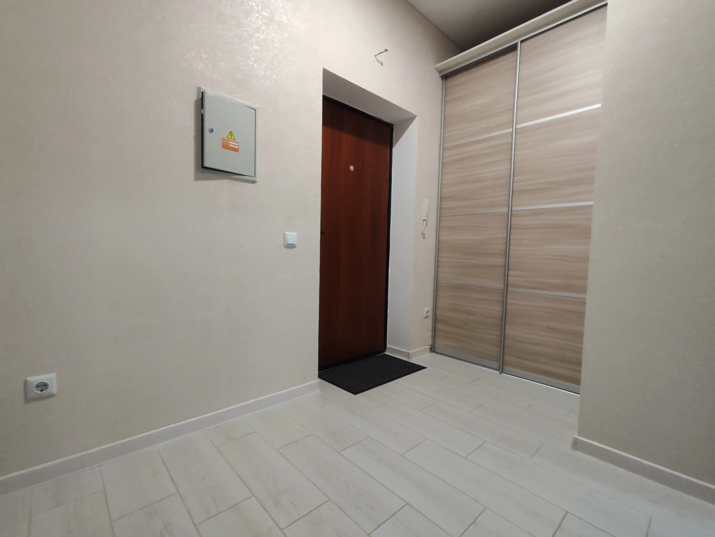 Апартаменты ГРАНАТ "Город на ладони"