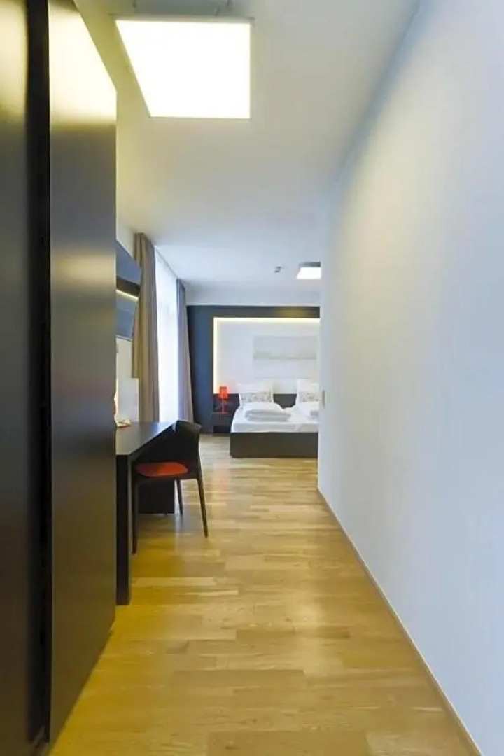 Отель SevenDays BoardingHouse