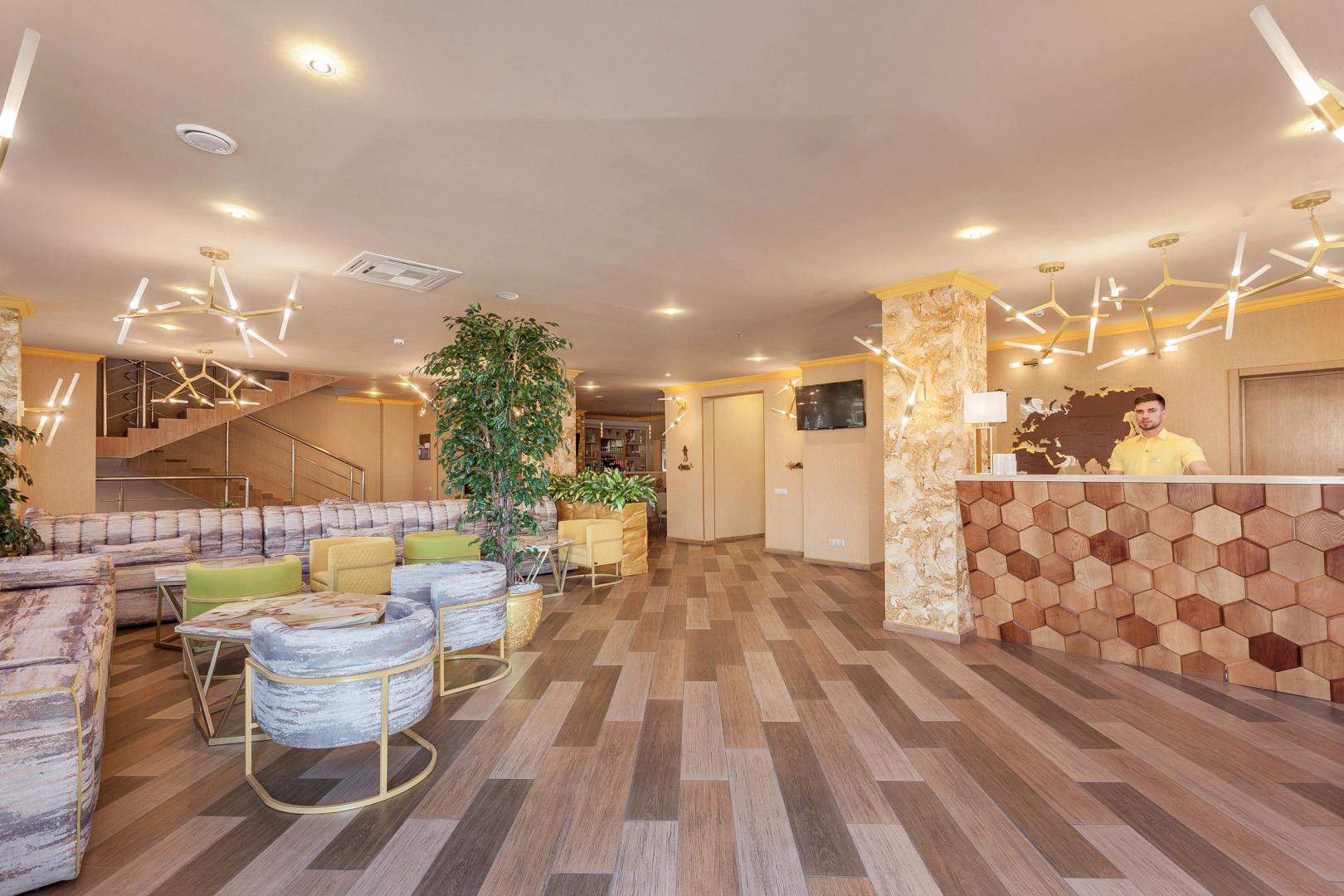 Отель Marton Palace