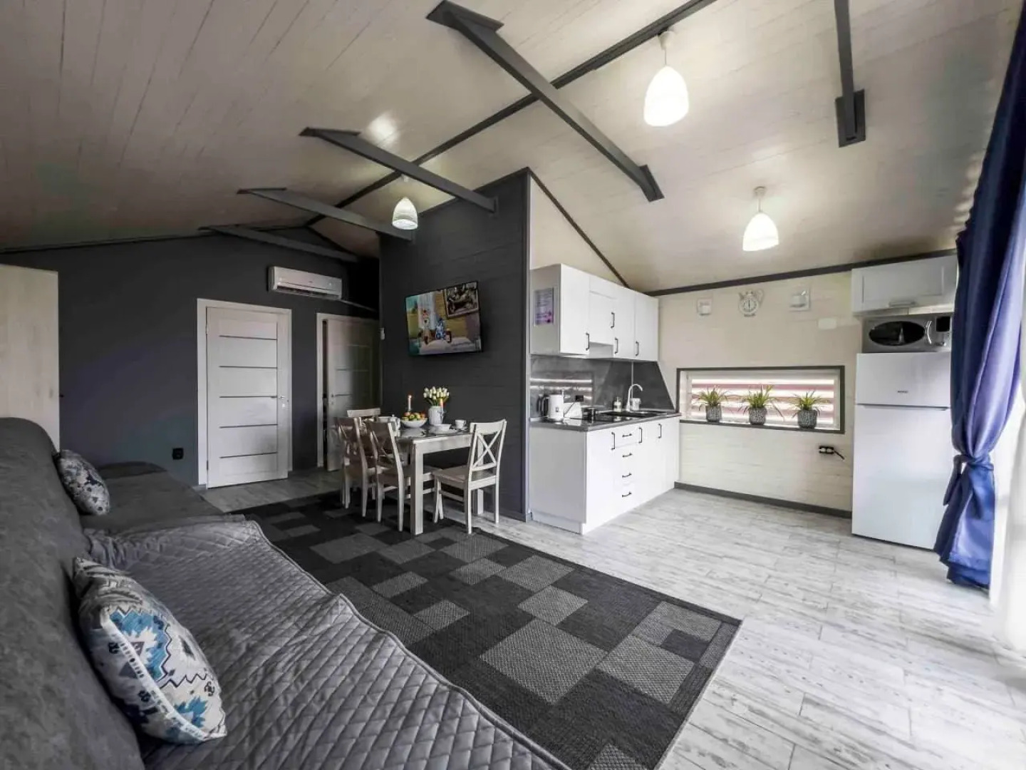 Частный дом с чаном