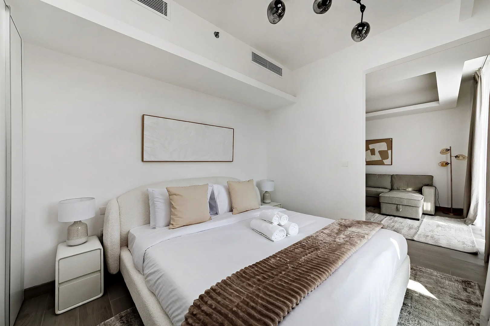 Апартаменты Welcome Home in Luma 22