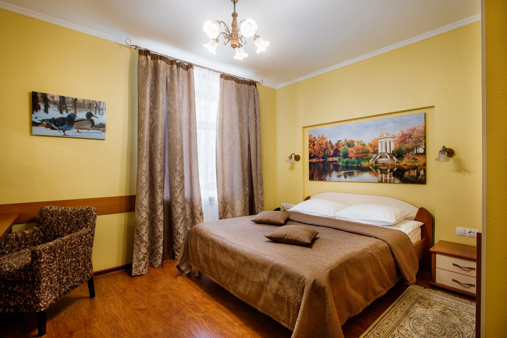 Отель Свердлова 27