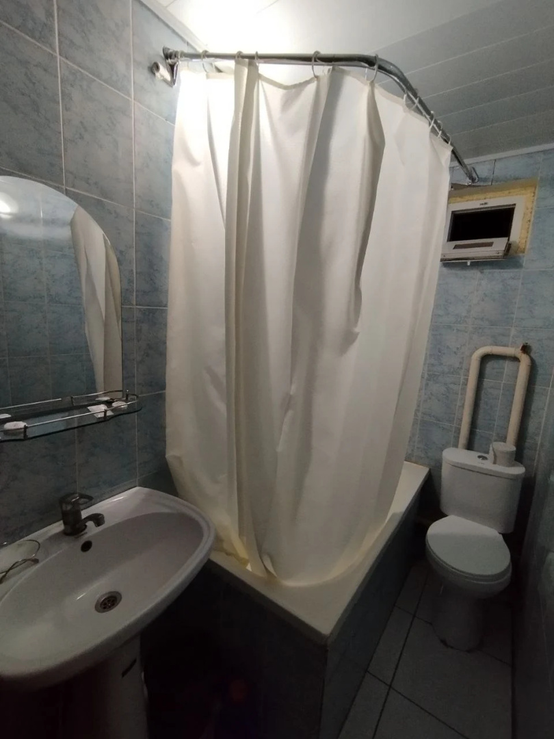 Отель Parvina