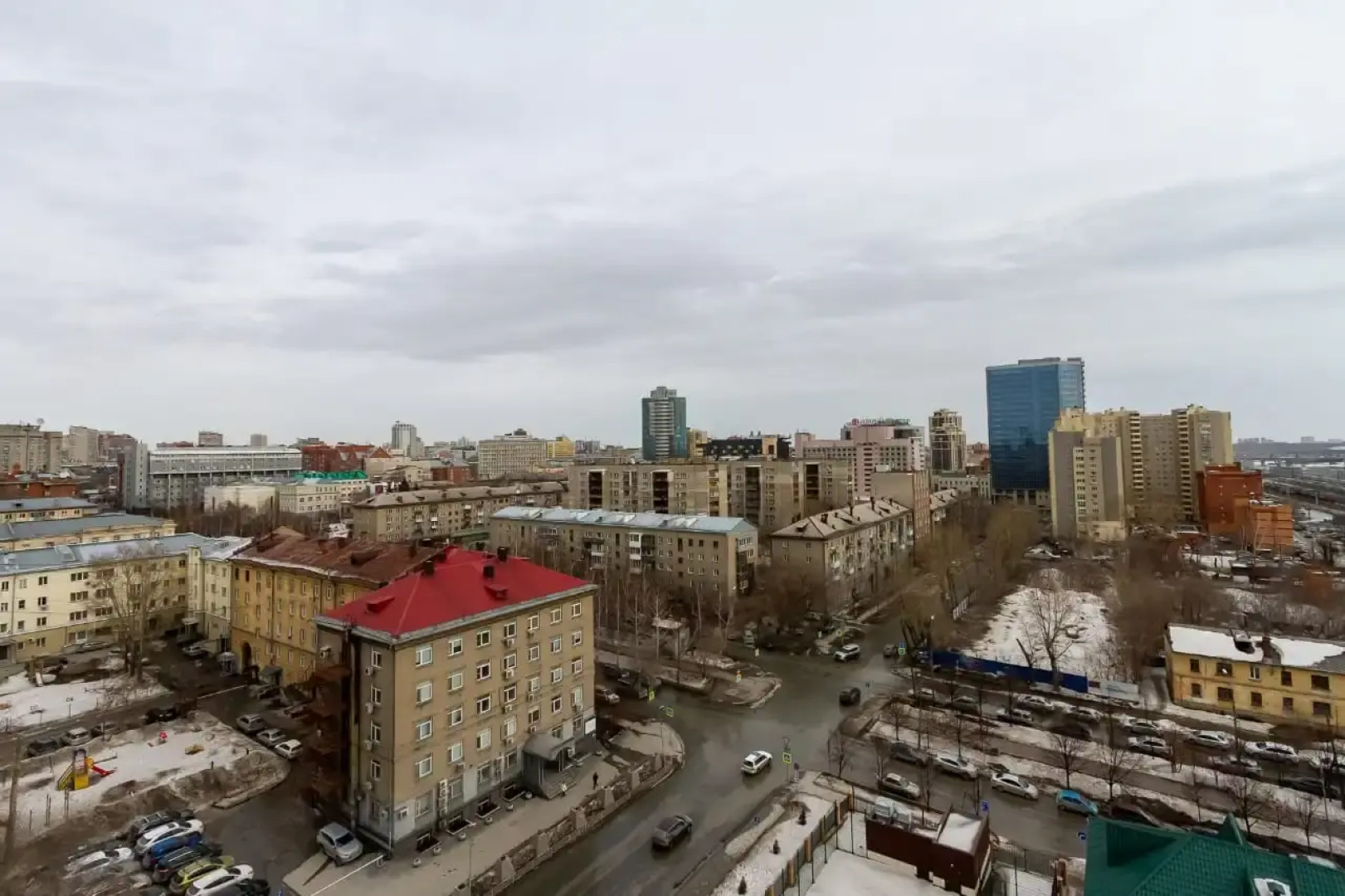 Апартаменты ЖД Вокзал Учебный центр Аквапарк Центр Города Ленина Вокзальная магистраль Правый берег