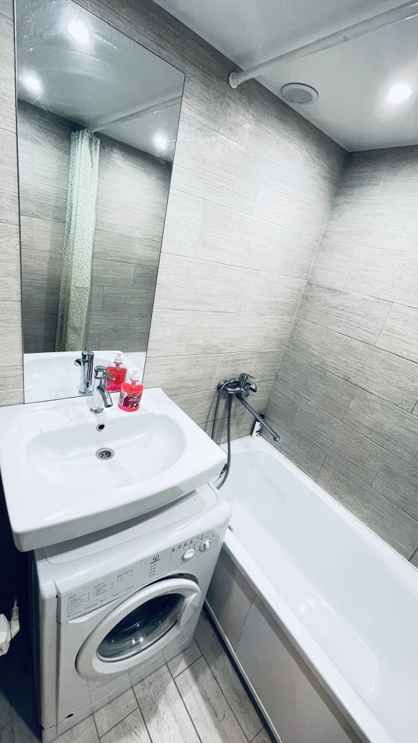 Апартаменты Трёхкомнатные на Пролетарском Проспекте 17