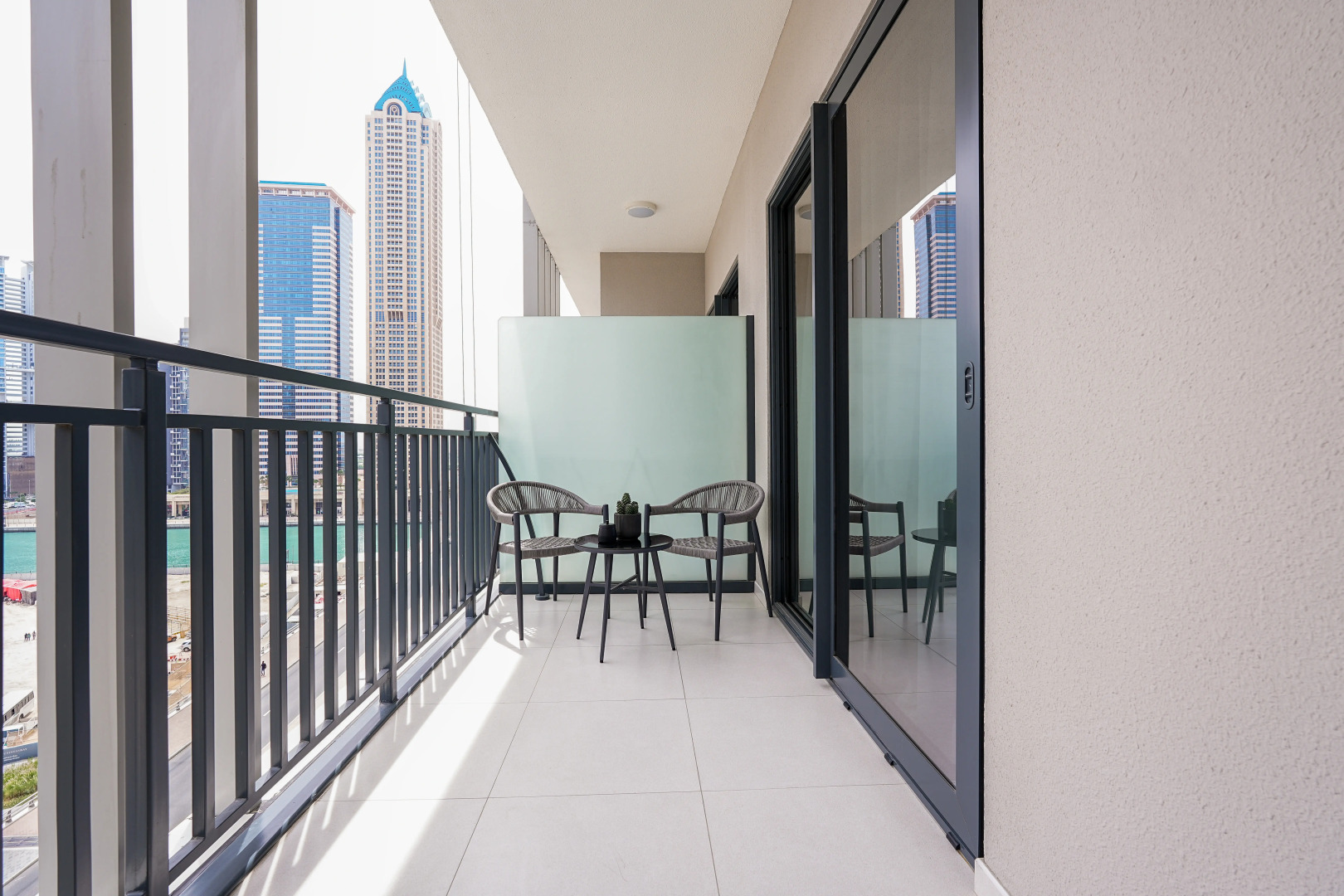 Апартаменты Keyrock Living Exclusive Stay in Business Bay