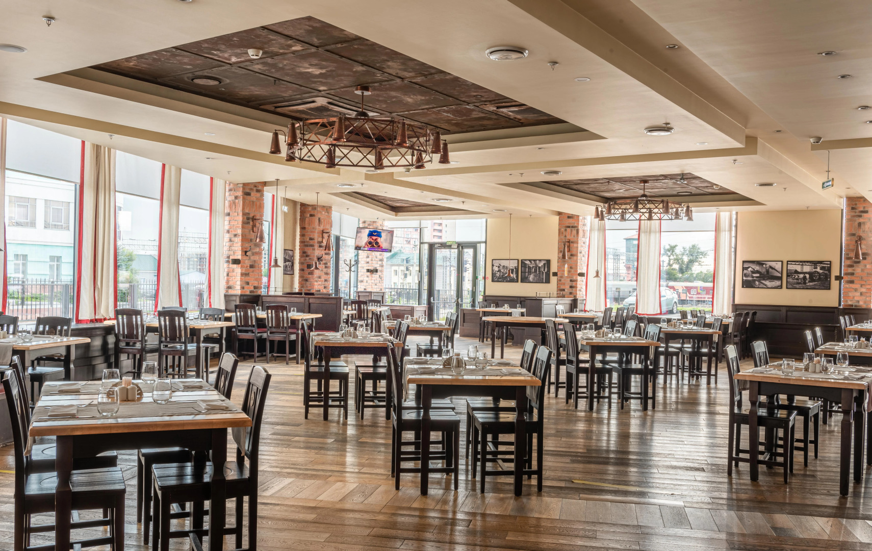 Отель Cosmos Novosibirsk Hotel