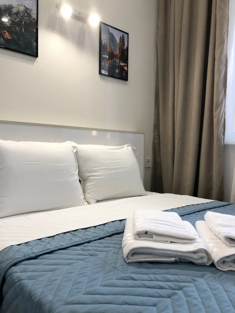 Апартаменты Озеро возле Аэропорта на 2 Гостя