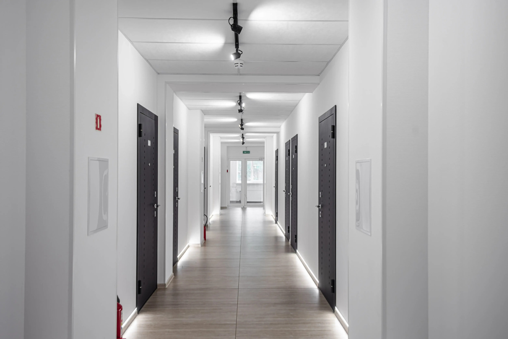 Апарт-отель Нижний Ораниенбаум (306)