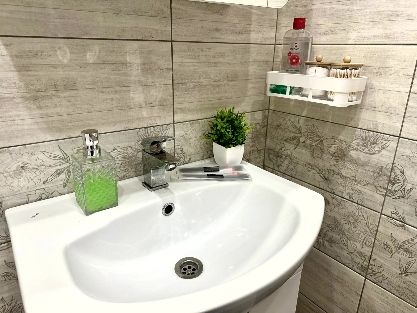 Квартира двухкомнатная Cети апартаментов На время