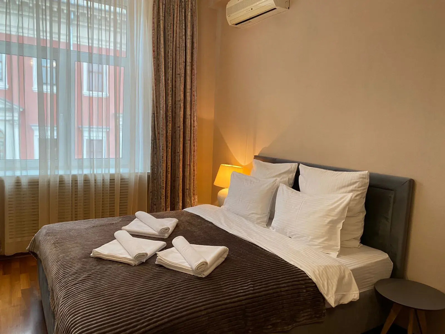 Апартаменты с видом на Мэрию и Тверскую площадь