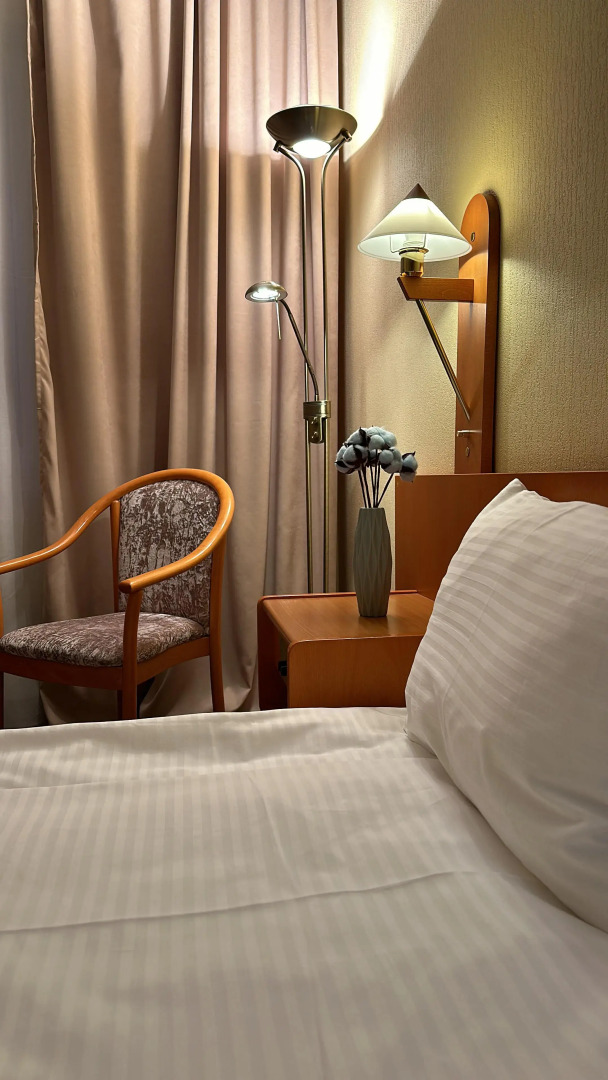 Отель Протон