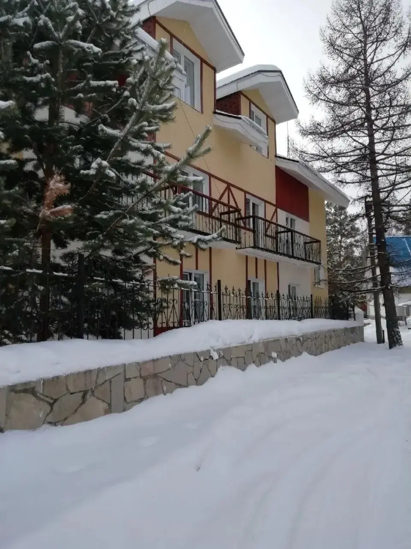 Отель Эдельвейс