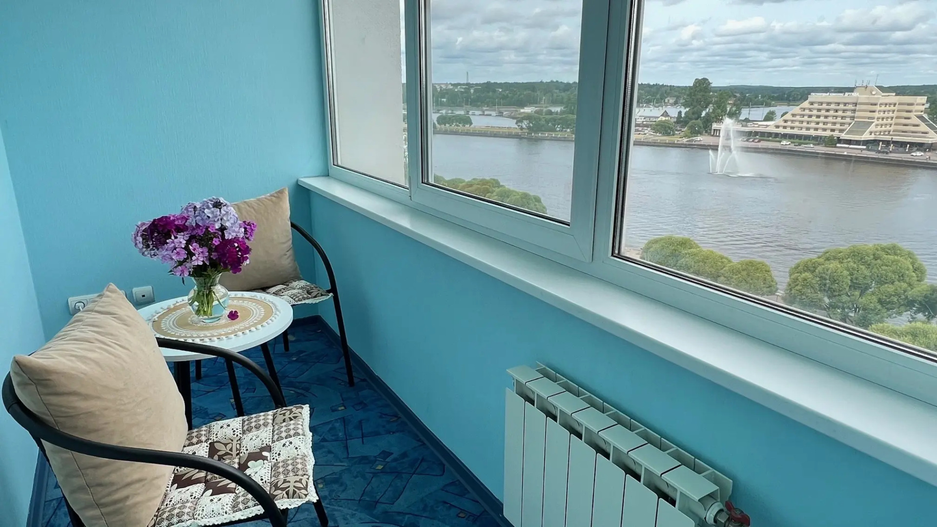 Квартира на набережной с видом на залив