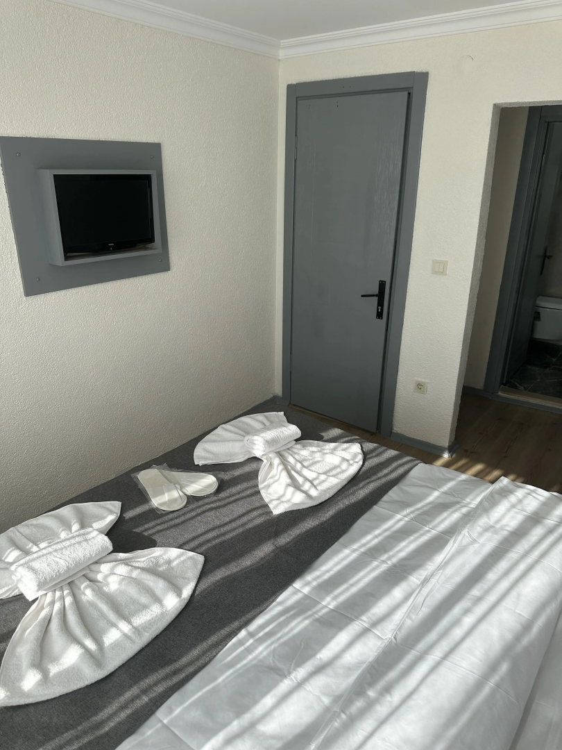 Big Orange Hotel