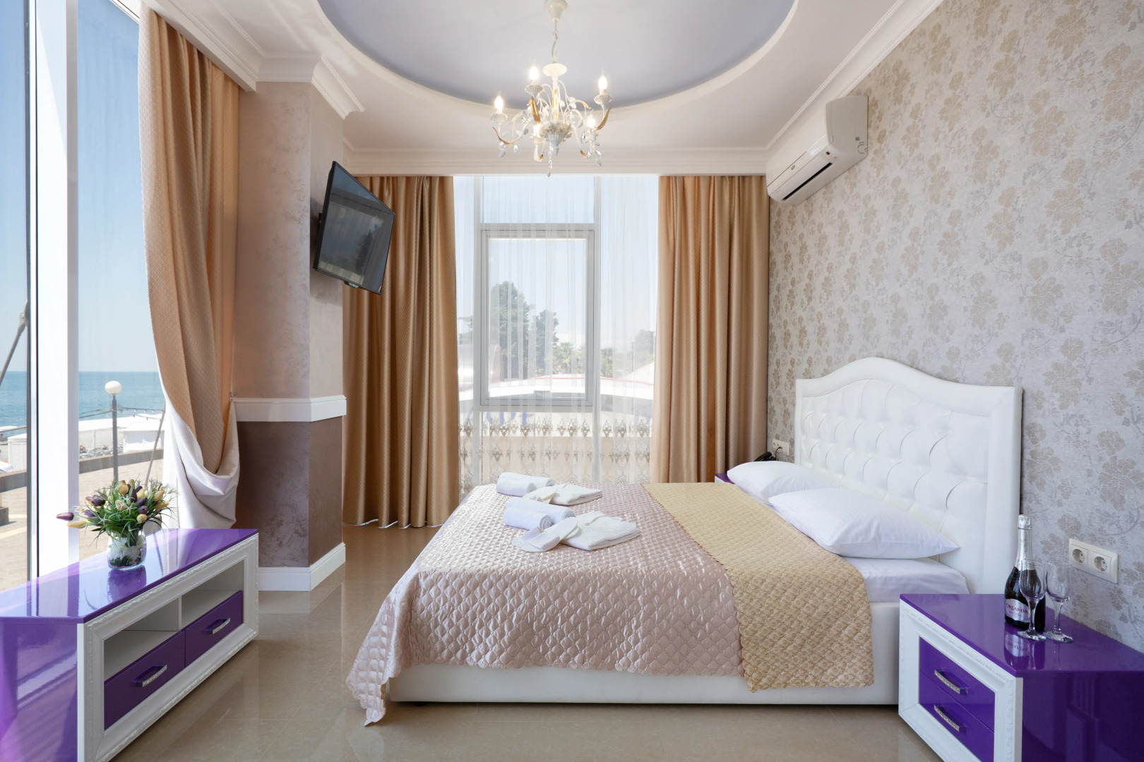 Отель Tropicana