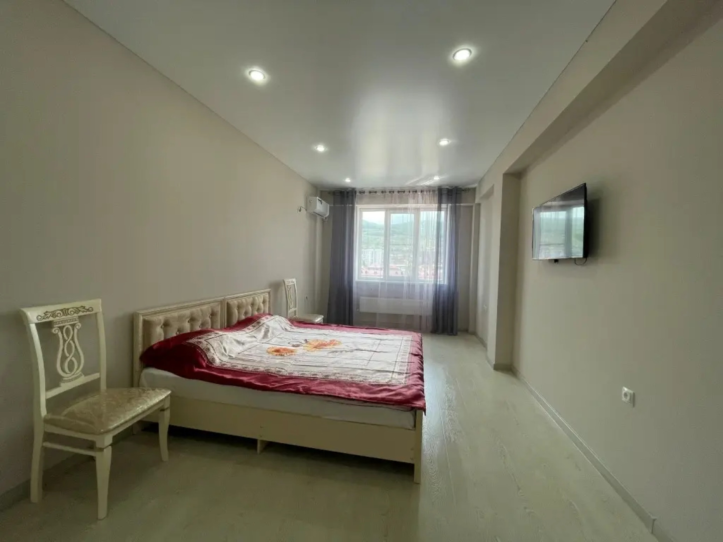 Апартаменты с Видом на Горы и Крепость