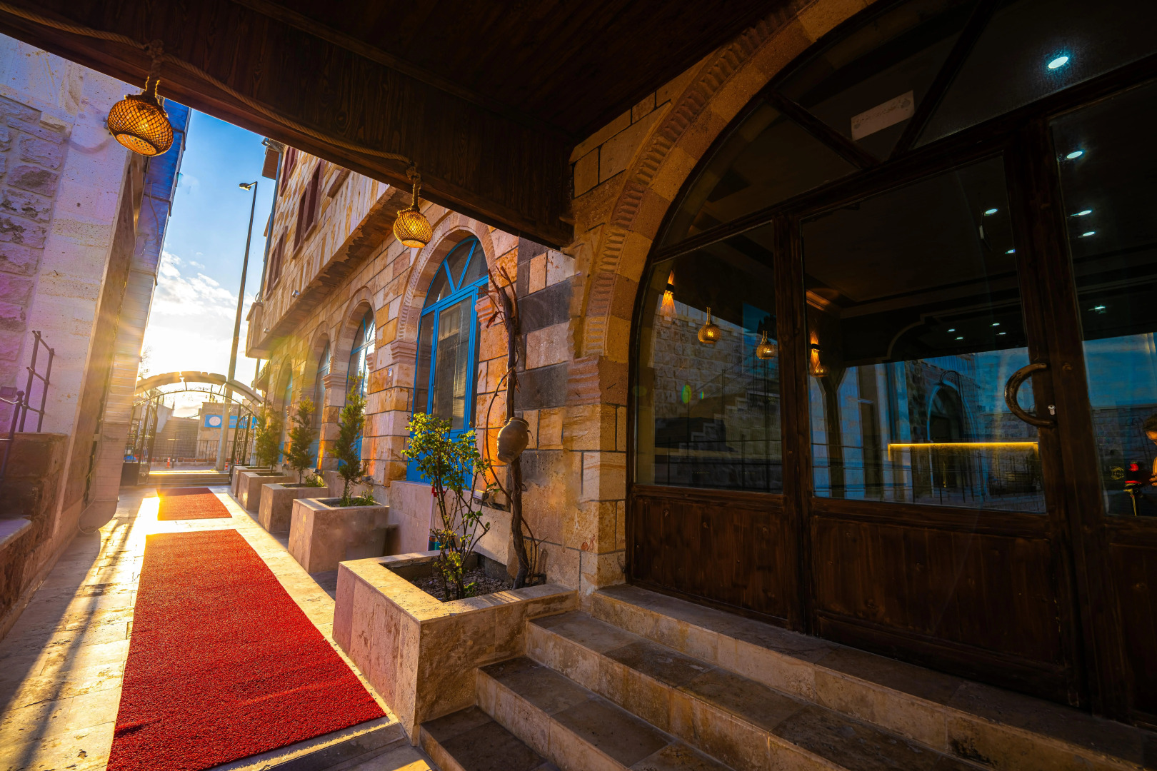 Отель Crazy Horse