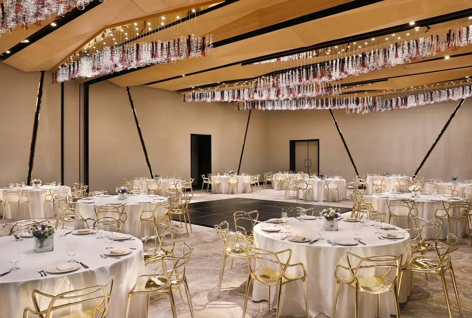 Отель AlRayyan Доха, Curio Collection by Hilton