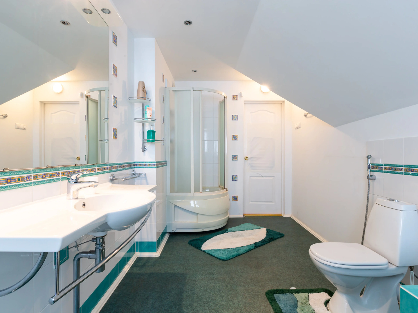 V Rassudovo Guest House	