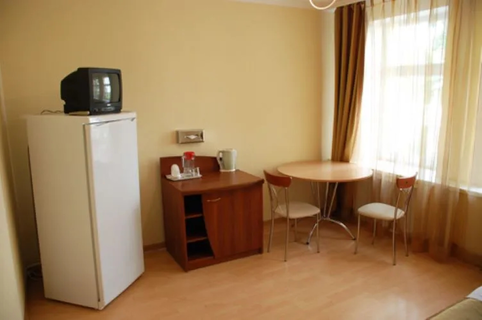 Отель Лотос