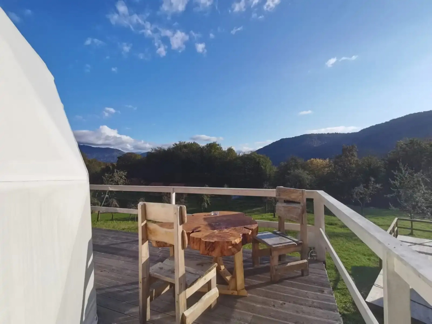 Глэмпинг МЕДОВЕЕВКА LIFE