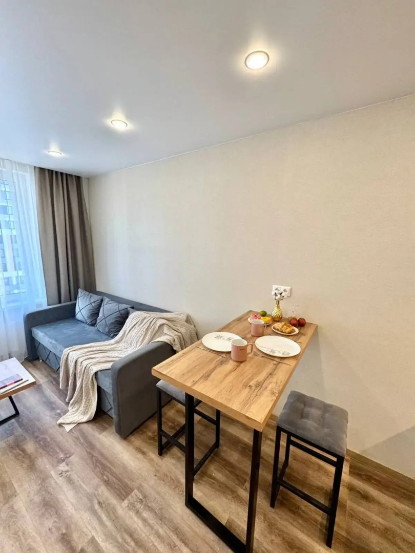 Квартира Life Apartments
