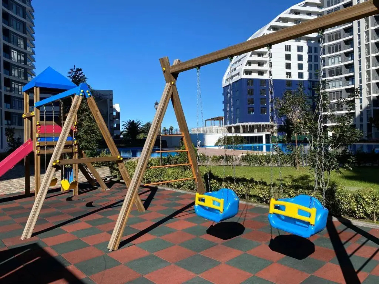 Апарт-отель на улице Лехи и Марии Качиньских 5 к B