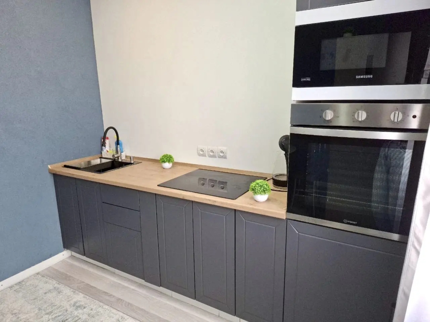 Квартира Апартаменты Мирный Дом на Солдатова 14