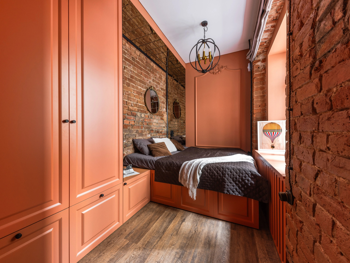 Шикарная двухкомнатная квартира в сердце Санкт-Петербурга