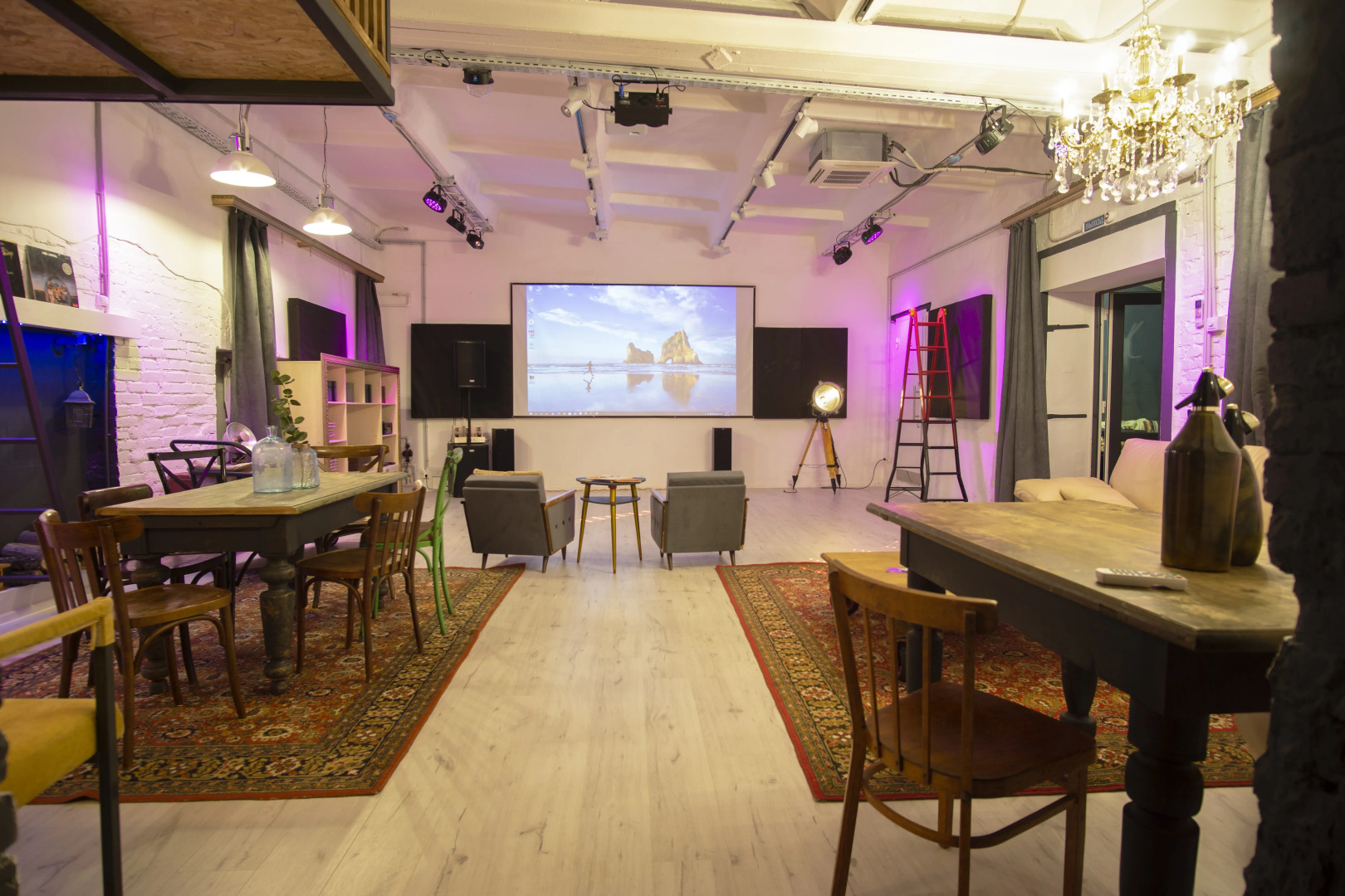 Апартаменты Design & Music - focused Loft Dvor