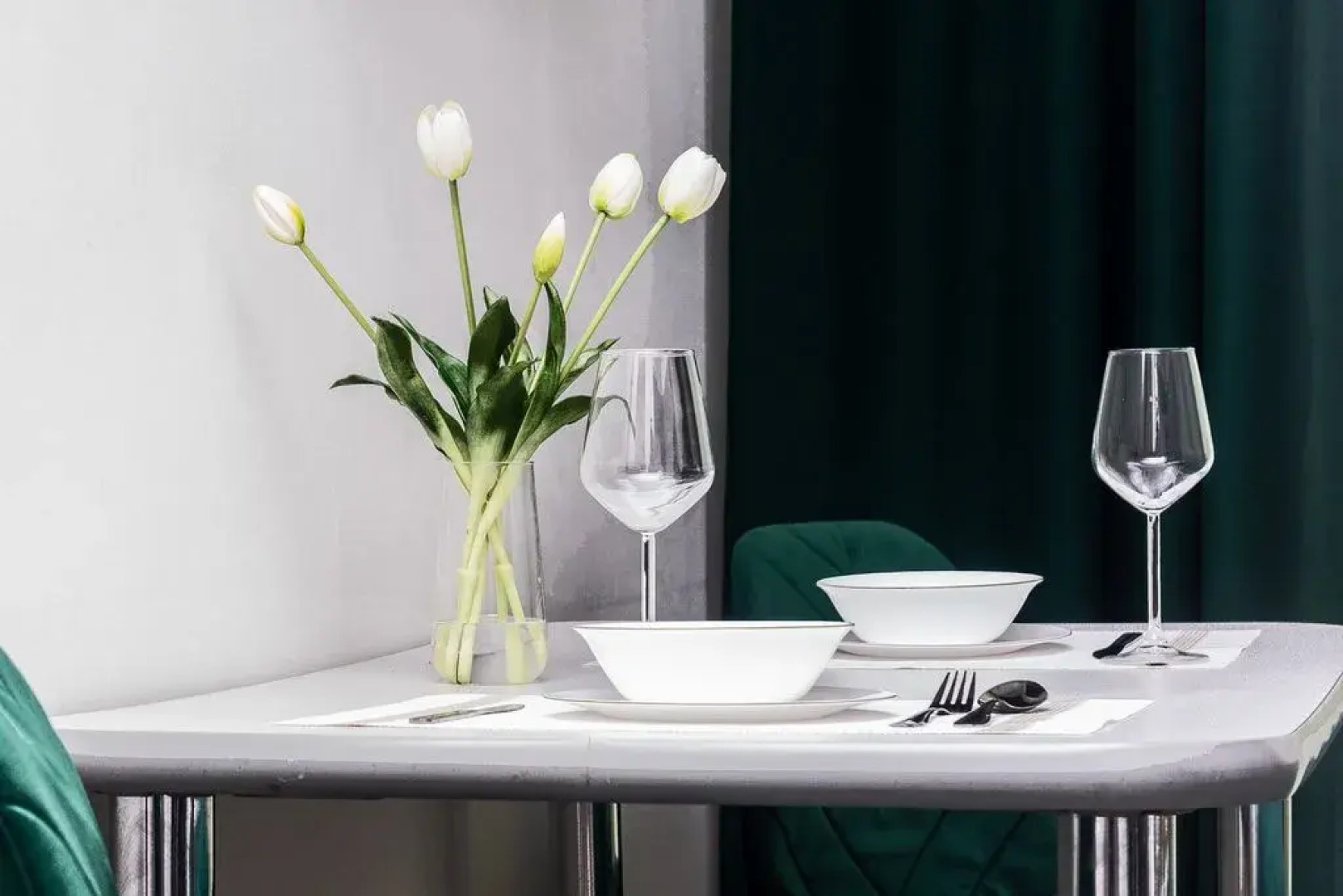 Апартаменты светлые на 16 этаже