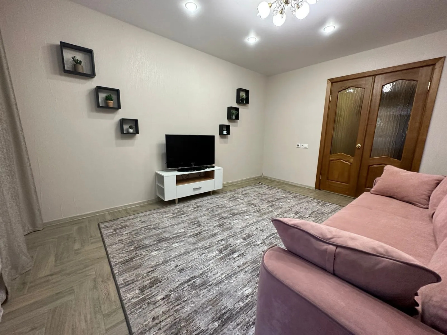 Квартира Двухкомнатная на Руднева