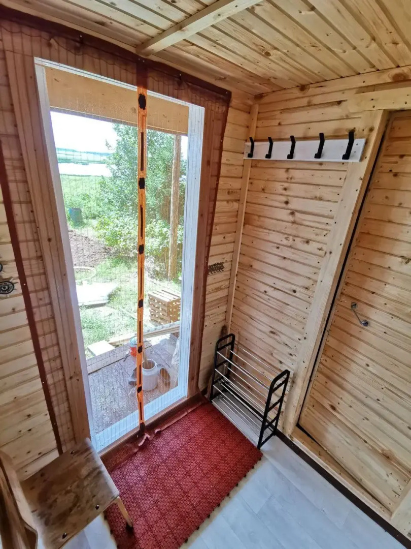 Частный Дом на Берегу Реки