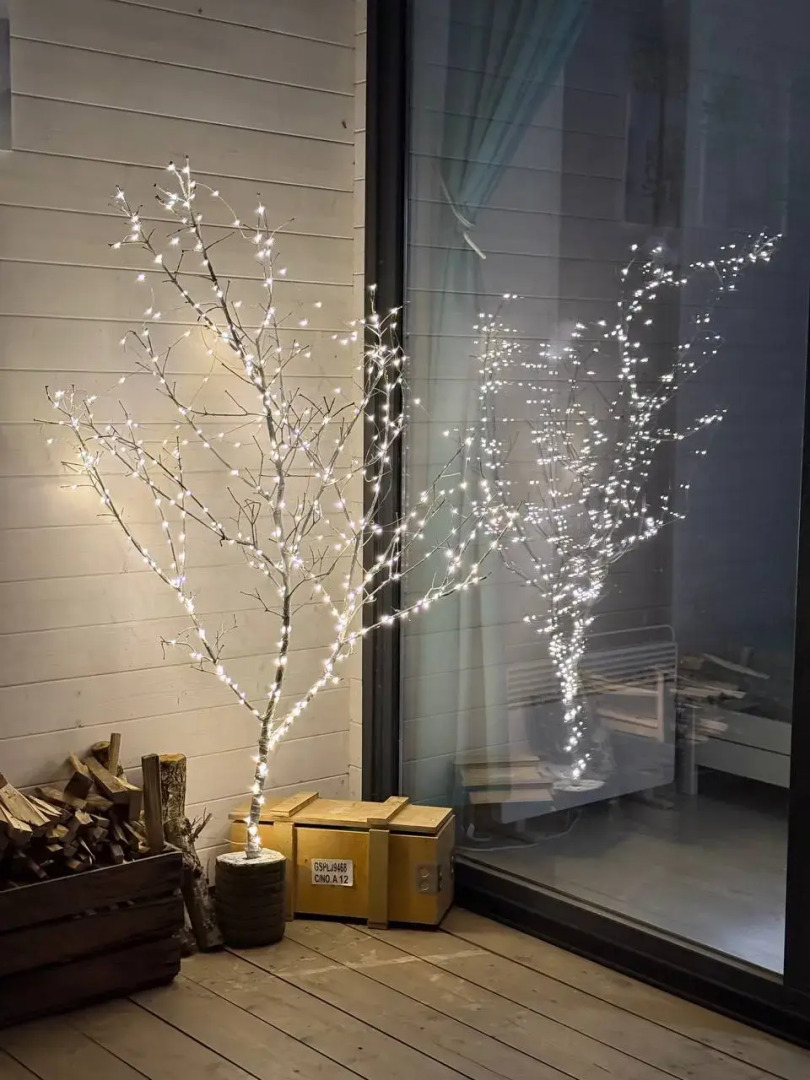 Частный дом У реки в горах