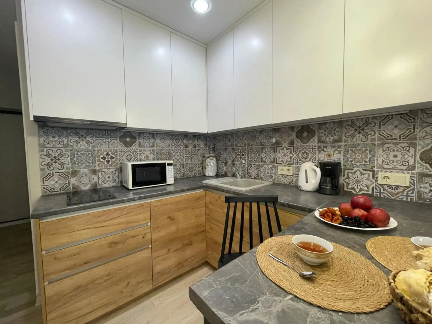 Апартаменты Этно Студия Жетысу с Прекрасным Видом на Горы