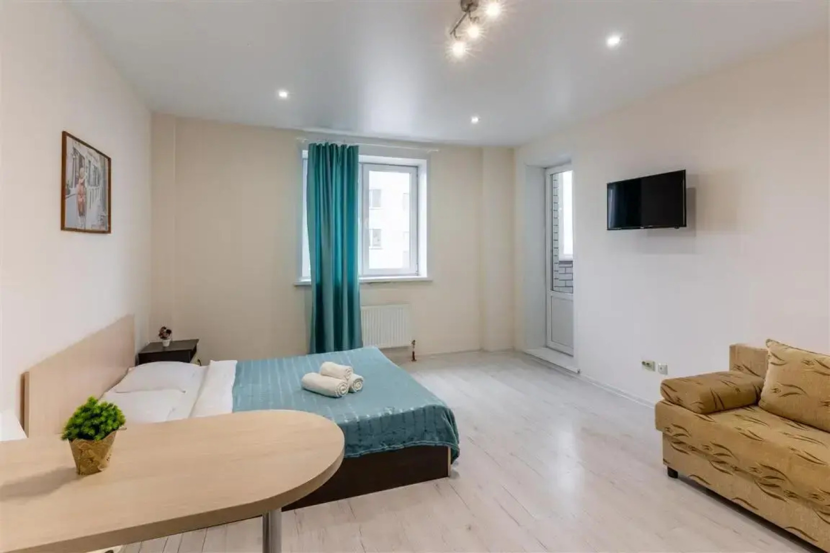 Апартаменты студия в центре Тюмени