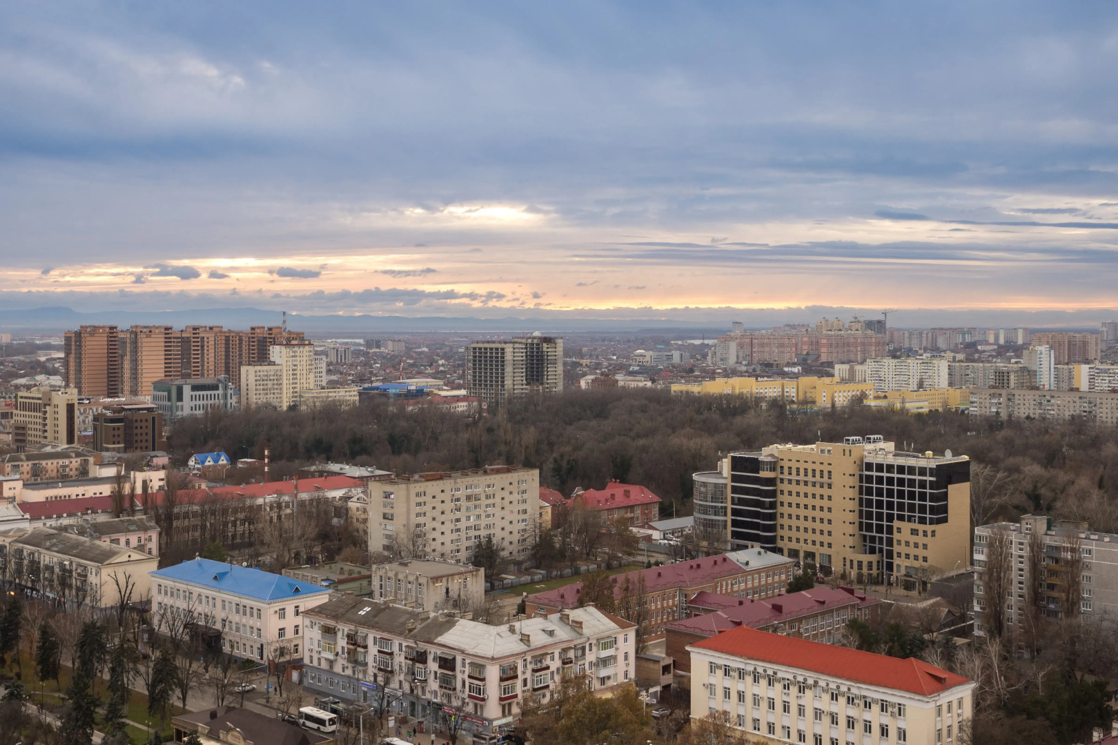 Апартаменты 24 Этаж Панорама Города и Гор  ЖК Большой, Самый Центр Бесконтактное Заселение 24/7 by Depart Apart