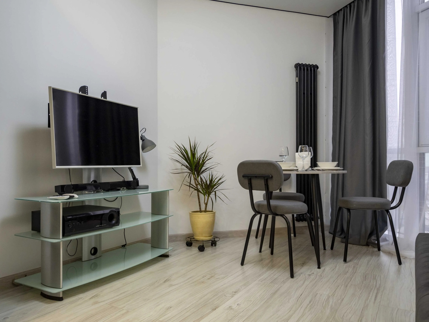 Апартаменты Апарт-отель Mira Apartments
