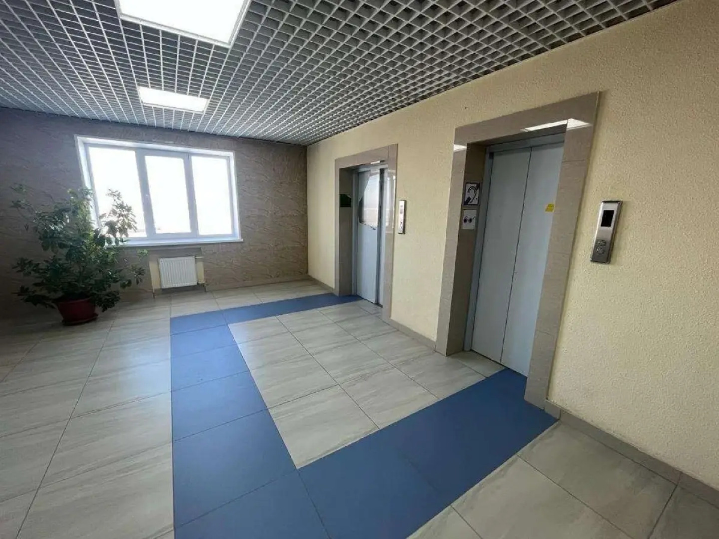 Квартира Трехкомнатная с красивым видом из окна