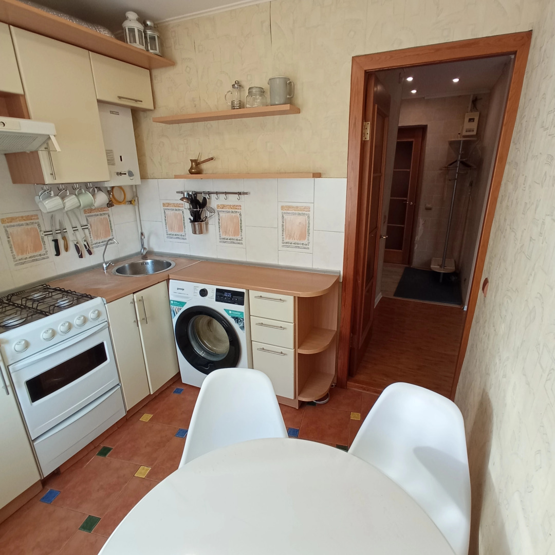 КВАРТИРА и ТОЧКА