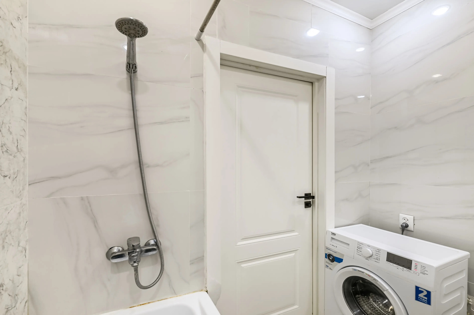 Апартаменты Однокомнатная возле Триумфальной Арки Мангилик Ел